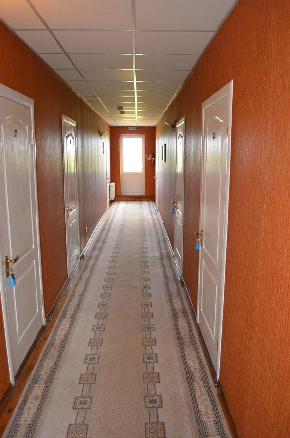Transit Hotel Dyakovtsy Exteriér fotografie